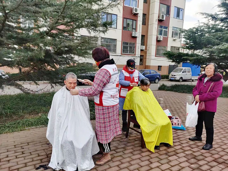 �����缯�ſ�չ�����˶�